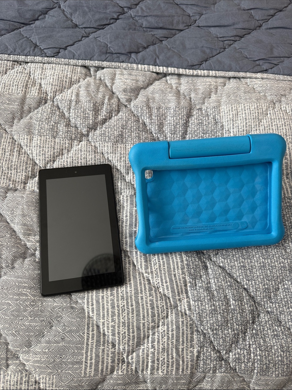AMAZON FIRE TABLET in Blue